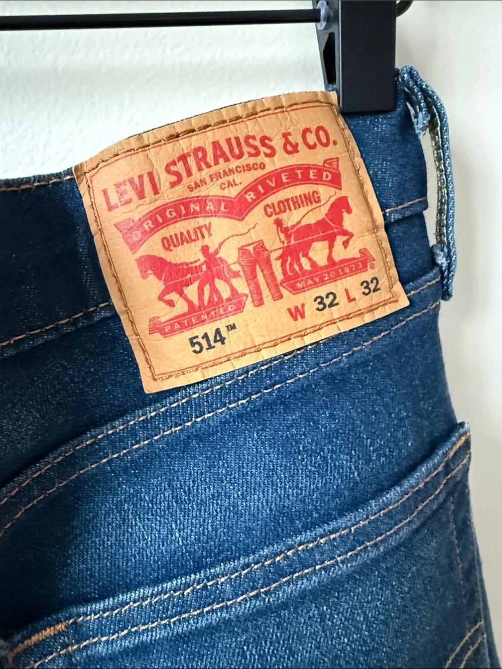 Levi's Slim Straight Jeans in Dark Indigo Wash